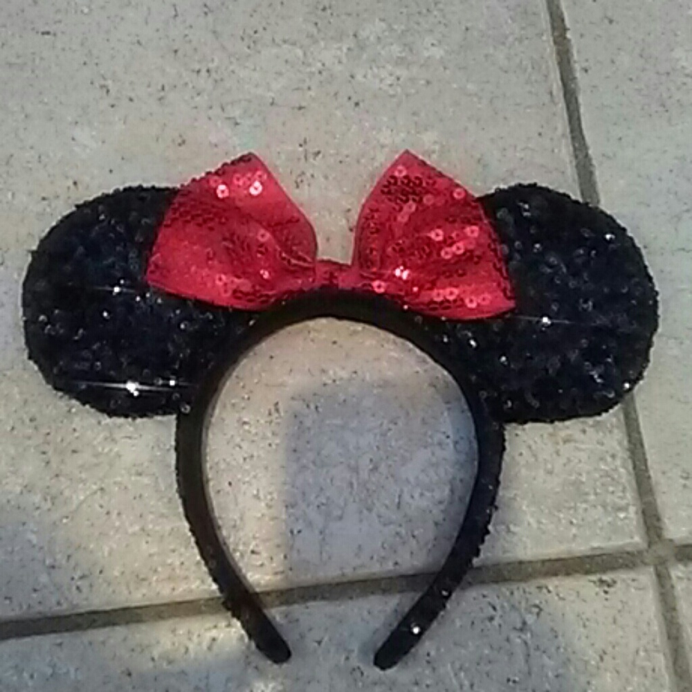Minnie ears